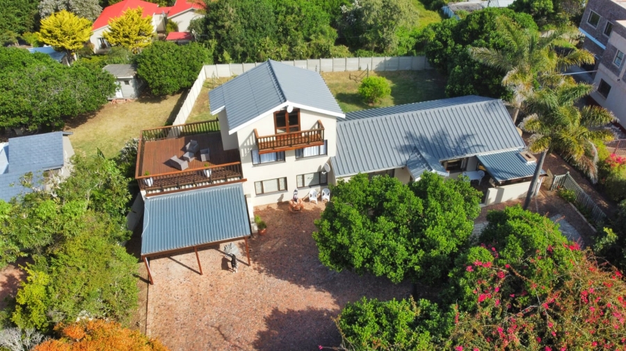 4 Bedroom Property for Sale in Wilderness Central Western Cape